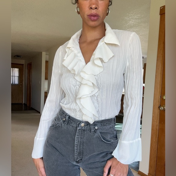 Ruffled peasant blouse - Picture 2 of 7